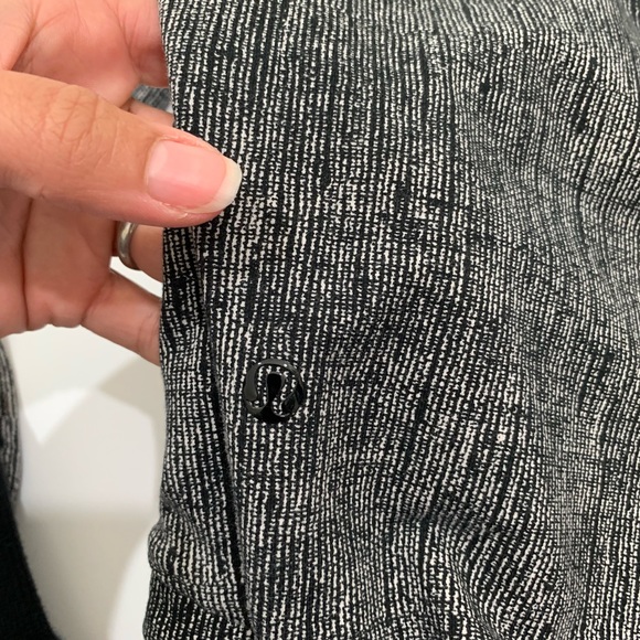 Lululemon Back to Class Button Up Jacket Size 8 - Picture 8 of 8
